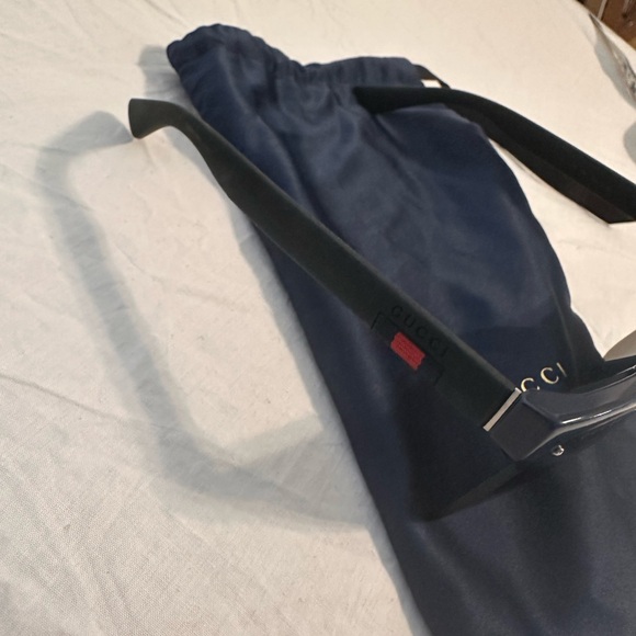 Gucci Men’s Glasses - Picture 6 of 9